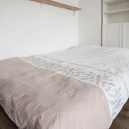 Charming Studio Close To Montmartre דירה פריז